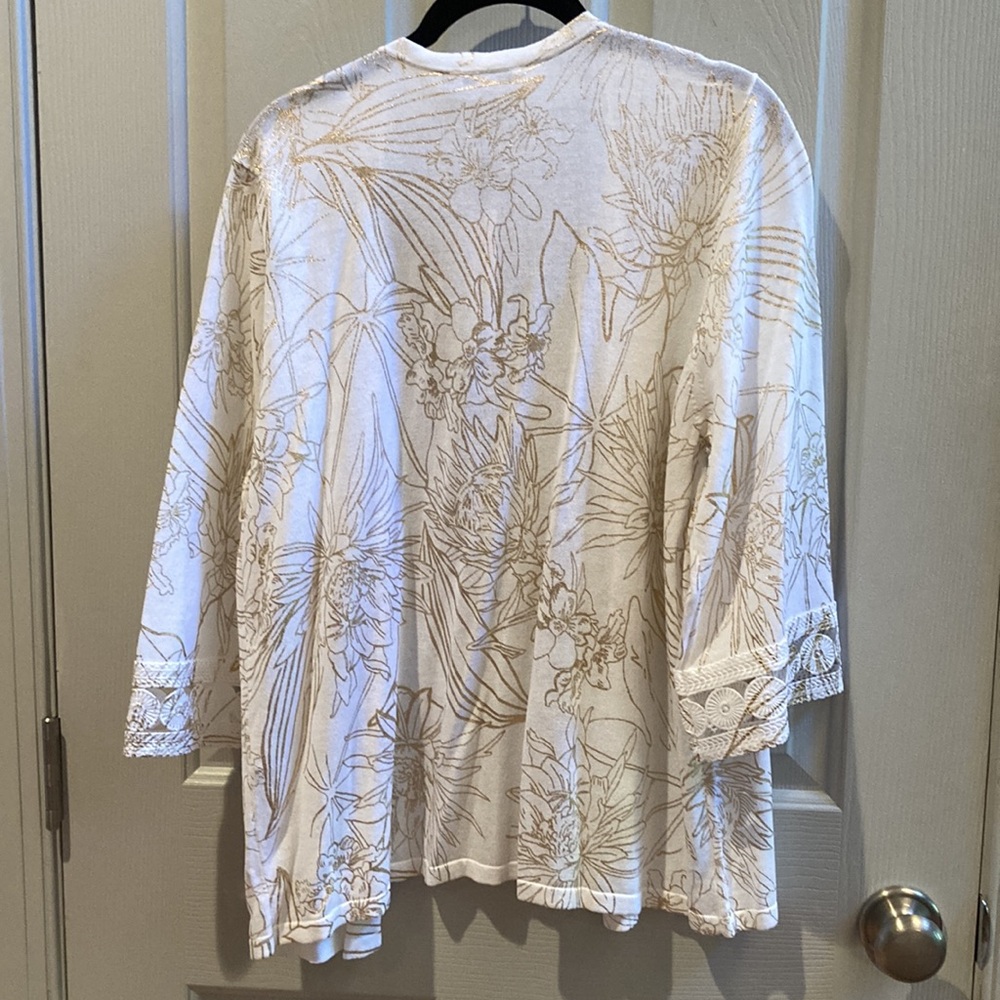 NWT Chico’s cardigan - Picture 2 of 8